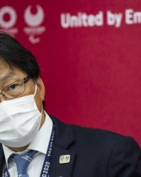 半岛体育-日本官员对东京奥运空场举行及退还票款 哽咽道歉