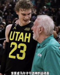 半岛体育入口-杨毅：易建联身体素质好&amp;投篮准&amp;爆发力够 但他成为不了马尔卡宁