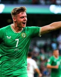 半岛体育登录-英格兰队又要从爱尔兰挖人？真有这回事吗？