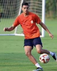 半岛体育入口-印尼金靴处子秀被赞无私 帕托：我很擅长团队配合